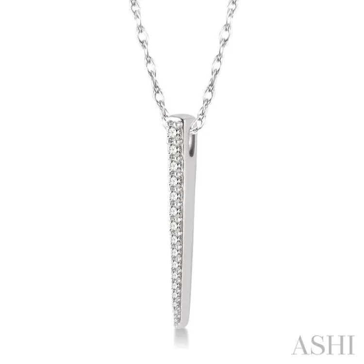 1/5 Ctw Spike Round Cut Diamond Pendant With Link Chain in 14K White Gold