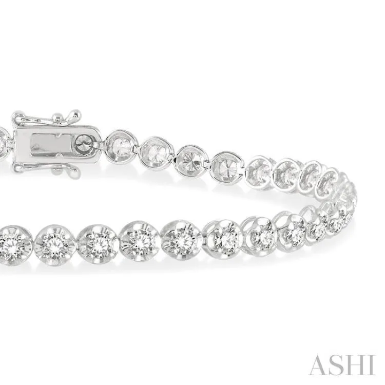 3 Ctw Round Cut Diamond Illusion Bracelet in 14K White Gold