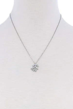 Cute Coral Leaf Pendant Necklace