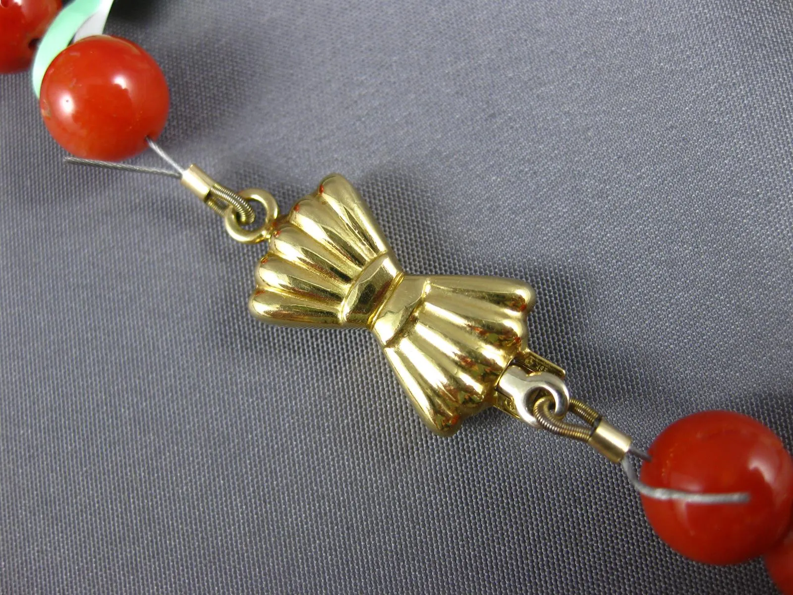 ESTATE LONG AAA CORAL 18KT YELLOW GOLD 3D CLASSIC BEADED FUN NECKLACE