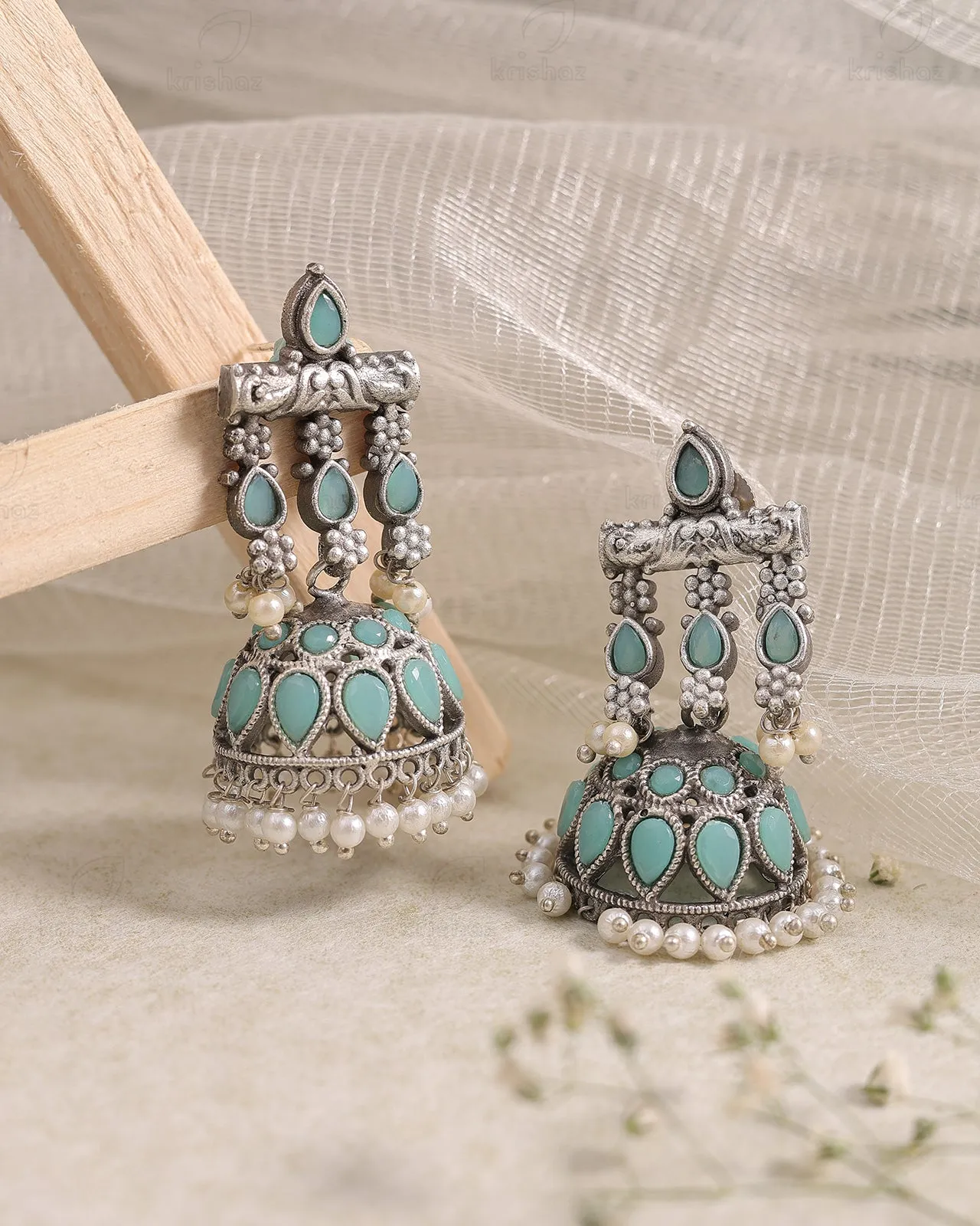 Meera Jhumki Earrings - wxo