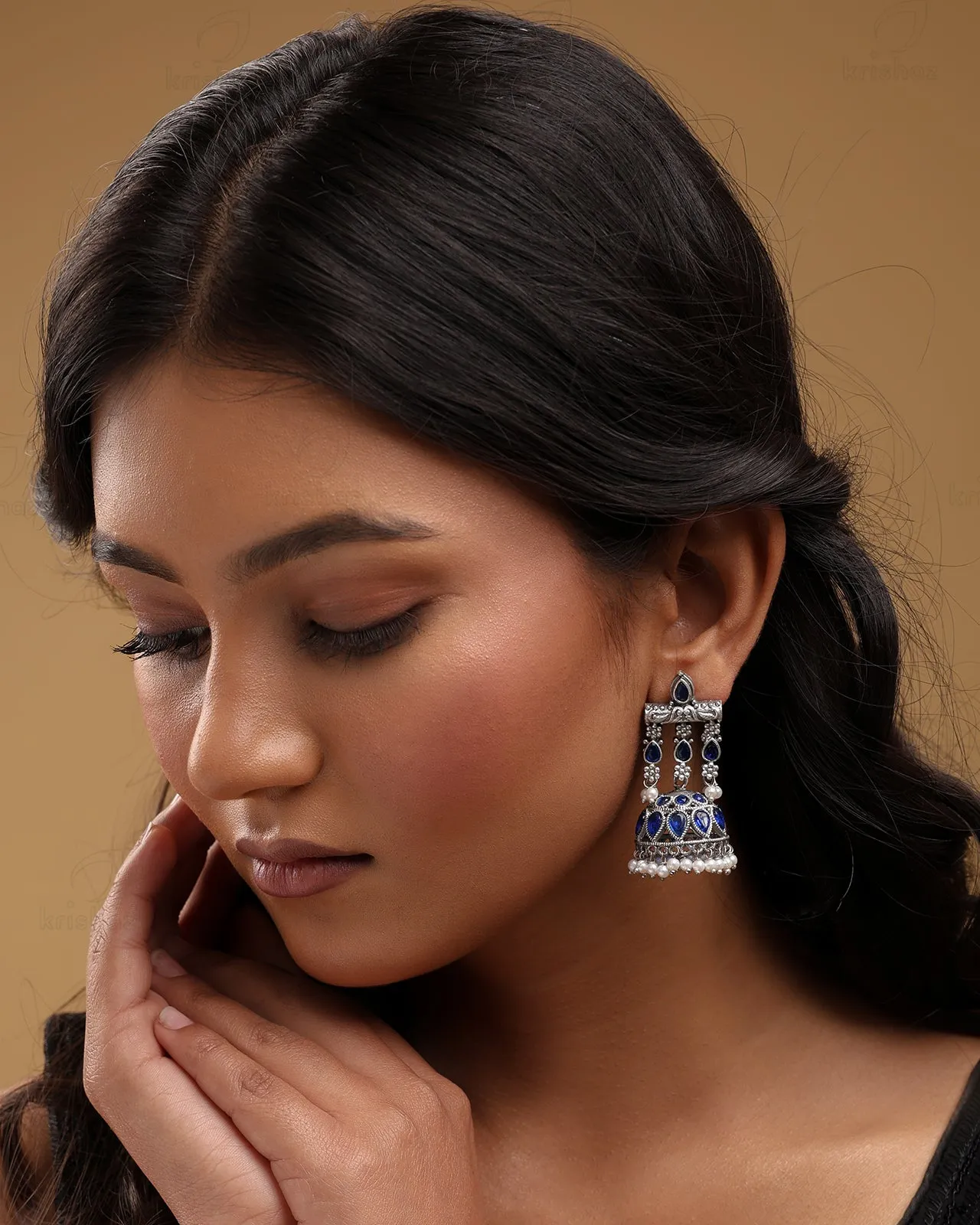 Meera Jhumki Earrings - wxo