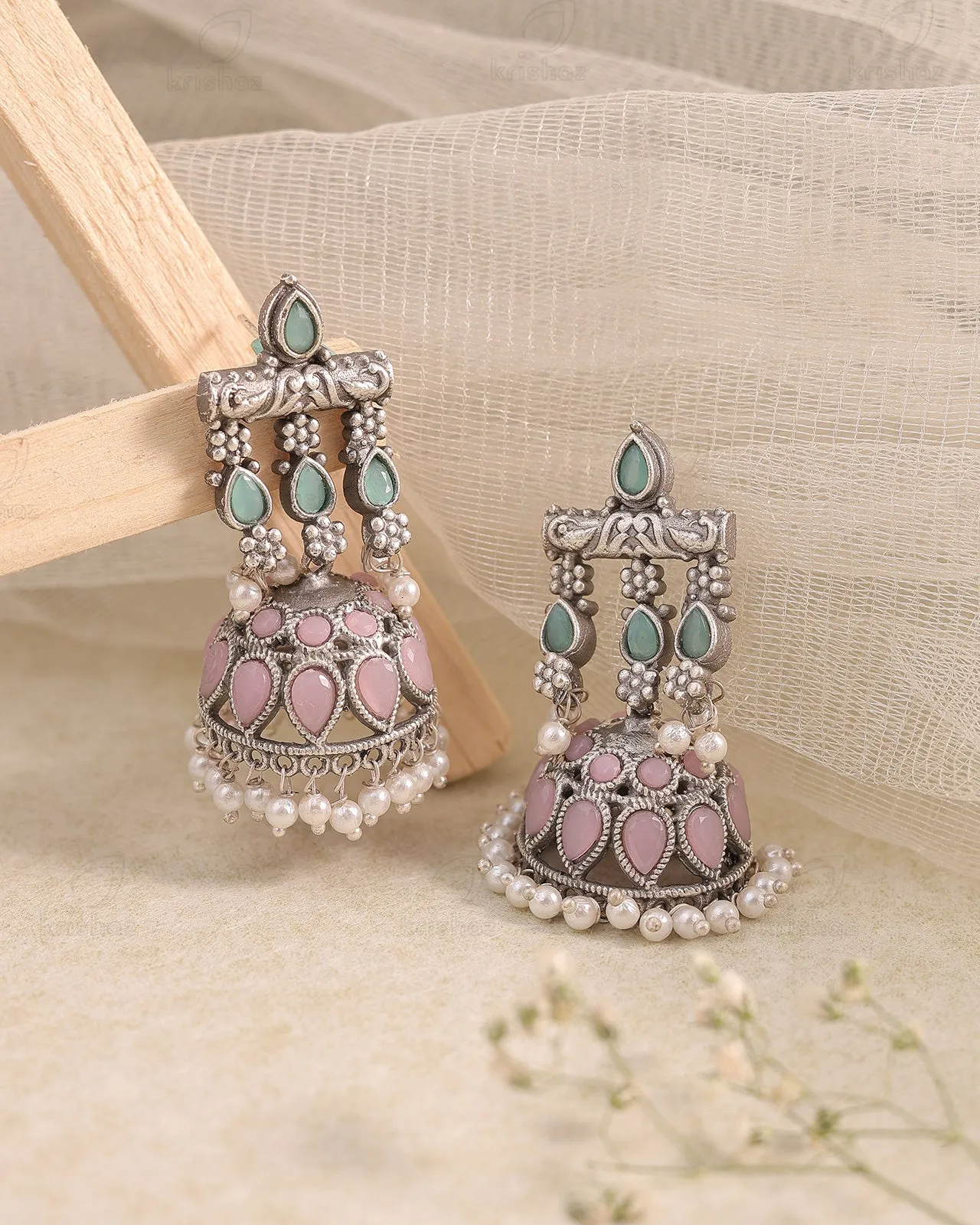 Meera Jhumki Earrings - wxo