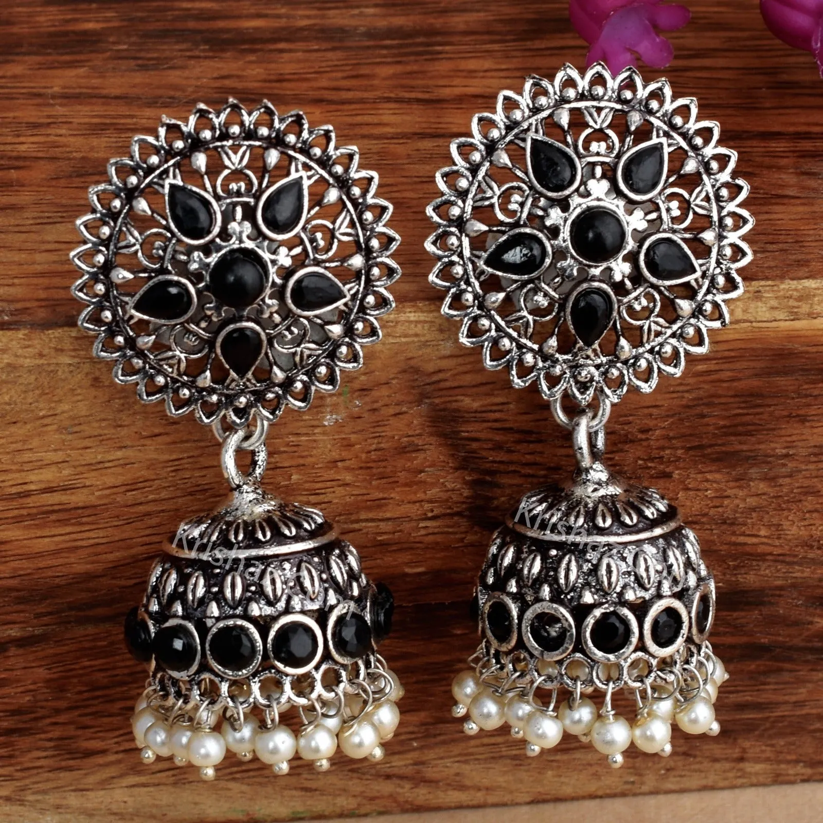 Neha Jhumka Earrings