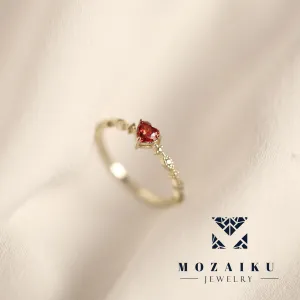 Ruby Heart Gem Ring by Mozaiku