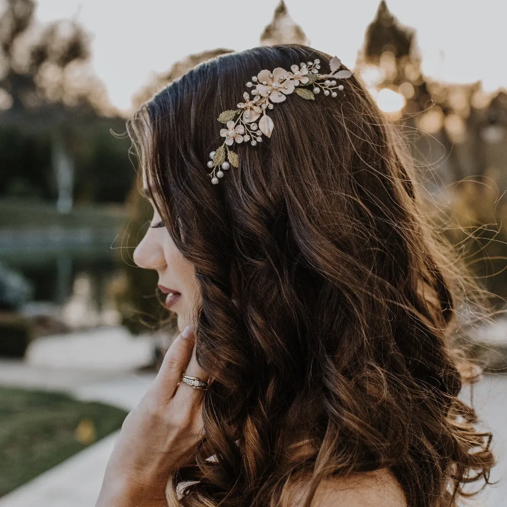 V133. floral bridal hair vine